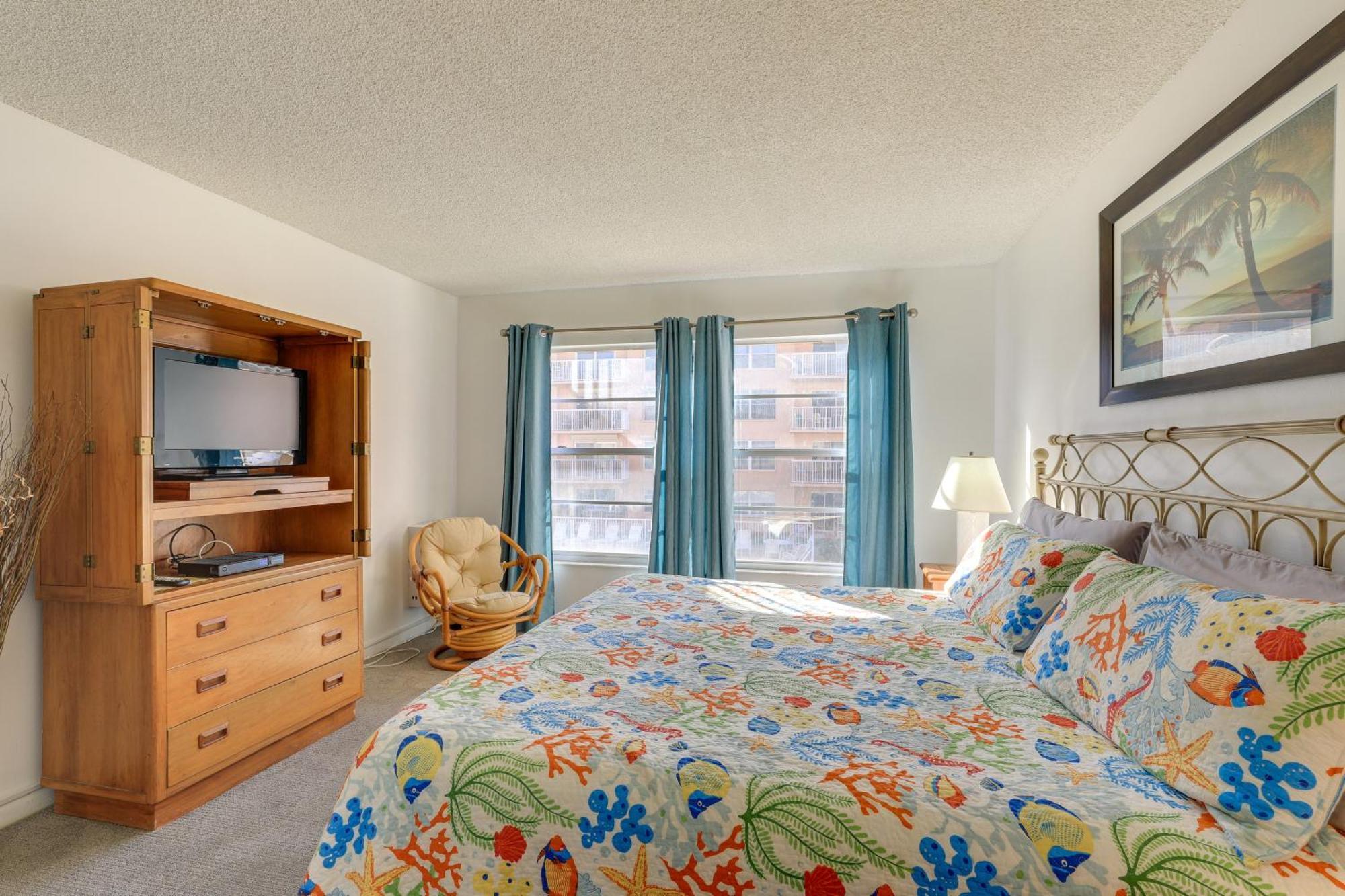 Central Cocoa Beach Condo With View, Steps To Beach! Εξωτερικό φωτογραφία