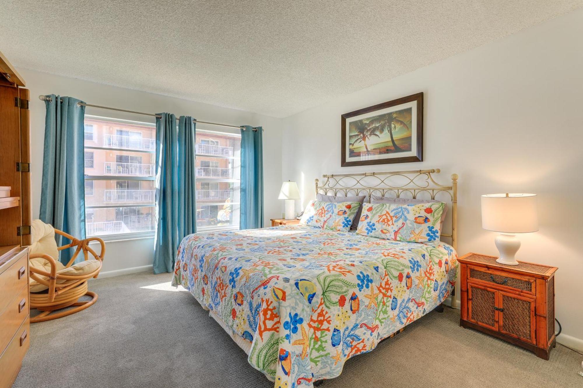 Central Cocoa Beach Condo With View, Steps To Beach! Εξωτερικό φωτογραφία