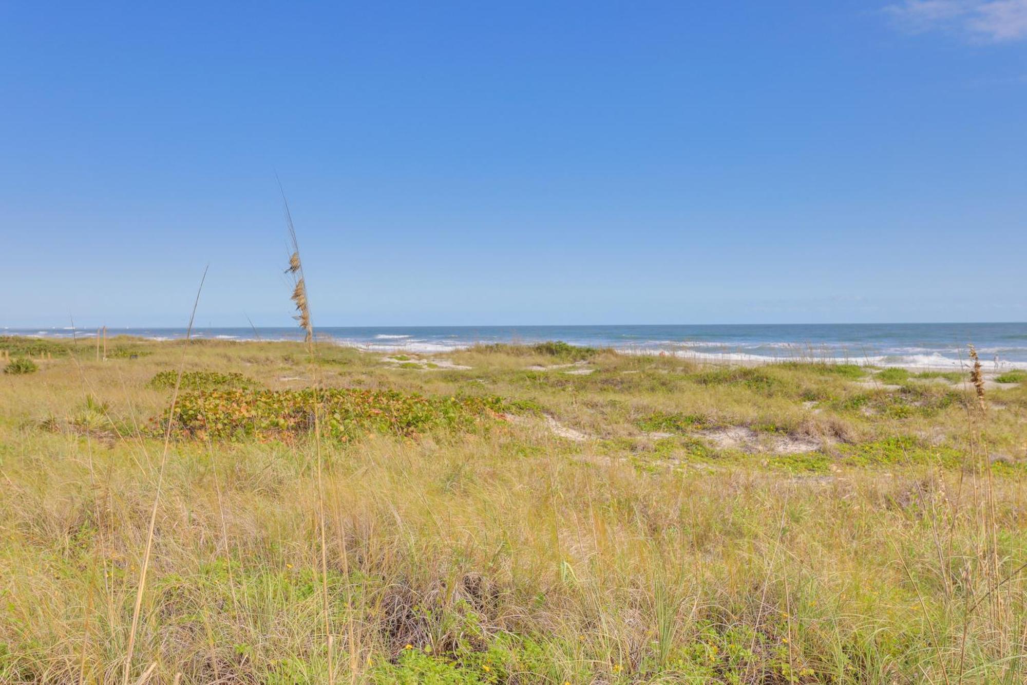 Central Cocoa Beach Condo With View, Steps To Beach! Εξωτερικό φωτογραφία