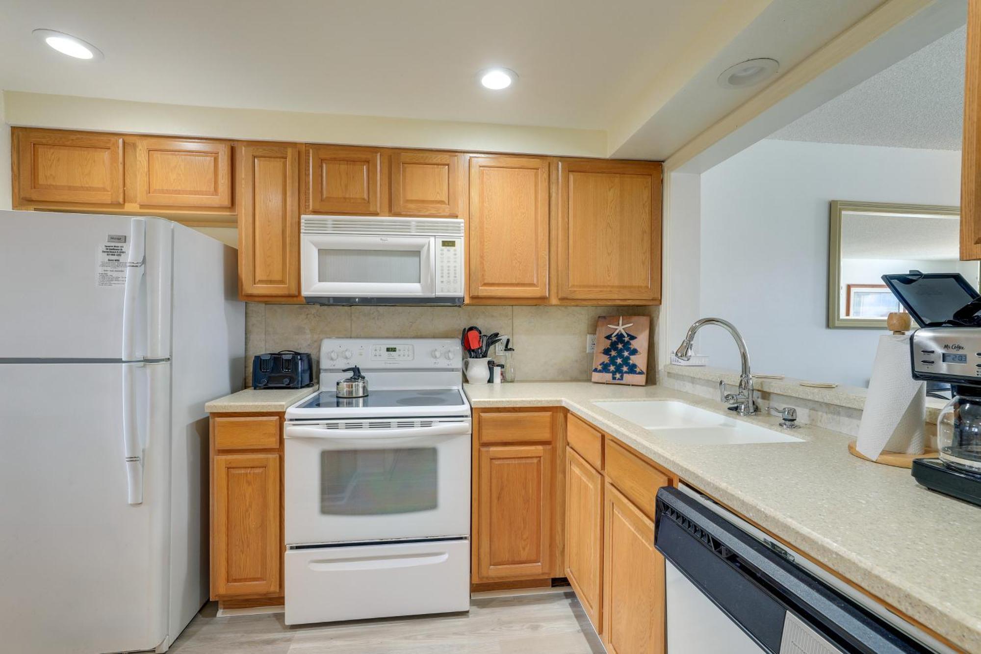 Central Cocoa Beach Condo With View, Steps To Beach! Εξωτερικό φωτογραφία
